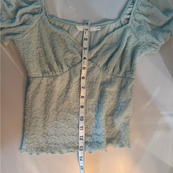 Lush Textured Puff Sleeve Blouse in Light Green US Medium - Picture 7 of 9